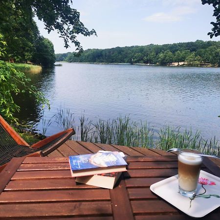 Domek Nad Jeziorem Łąck Exteriör bild